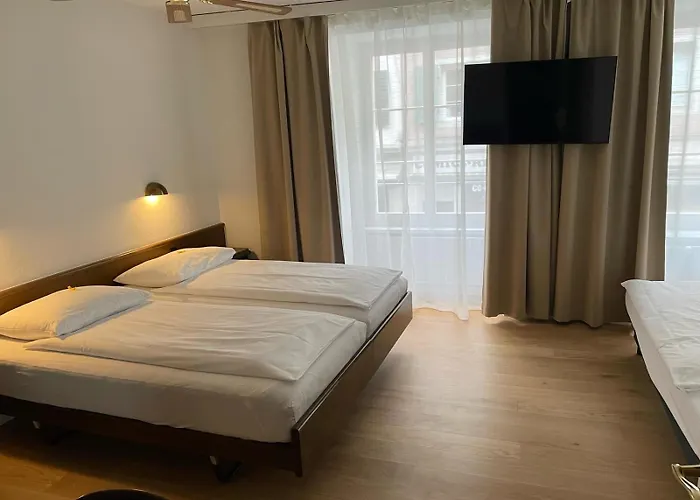 Roesli Guest House